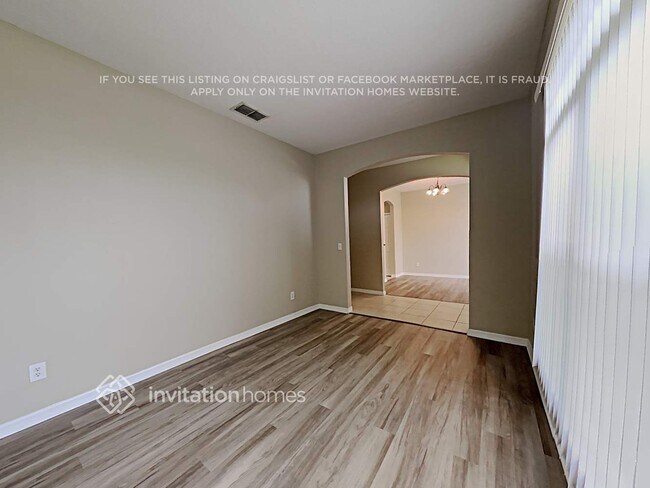 Foto del edificio - 709 Modena St