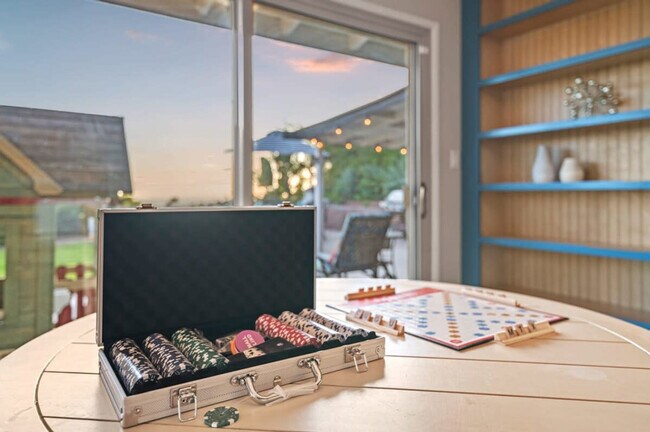 Building Photo - 5108 Pacifica Dr