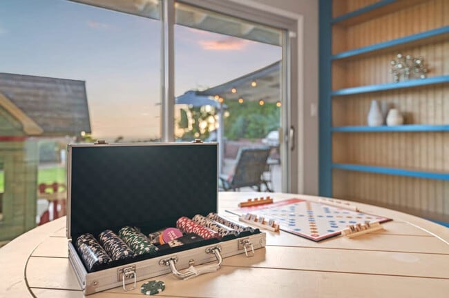 Building Photo - 5108 Pacifica Dr