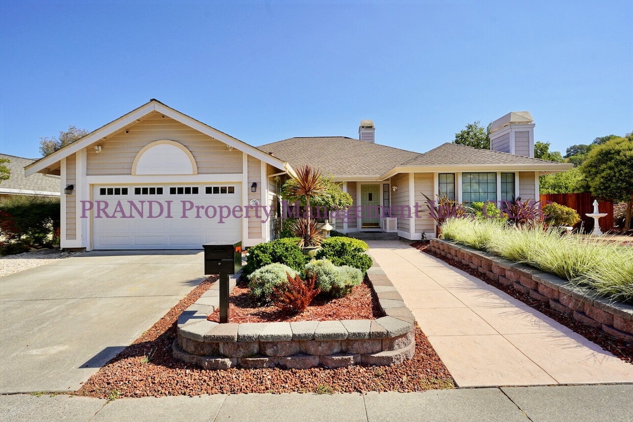 Primary Photo - Modern Ranch Style Home on Corner Lot with...