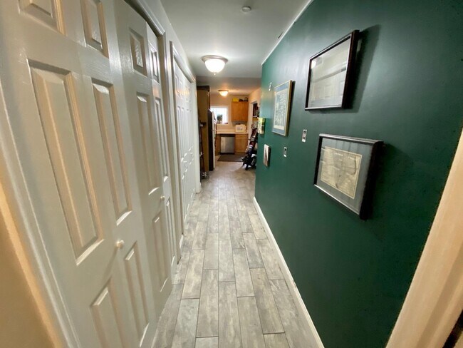 Foto del edificio - 247 Grove St