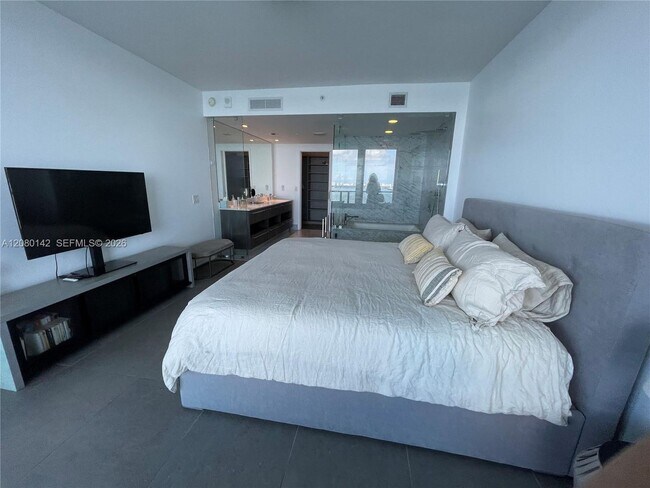 Foto del edificio - 3131 NE 7th Ave