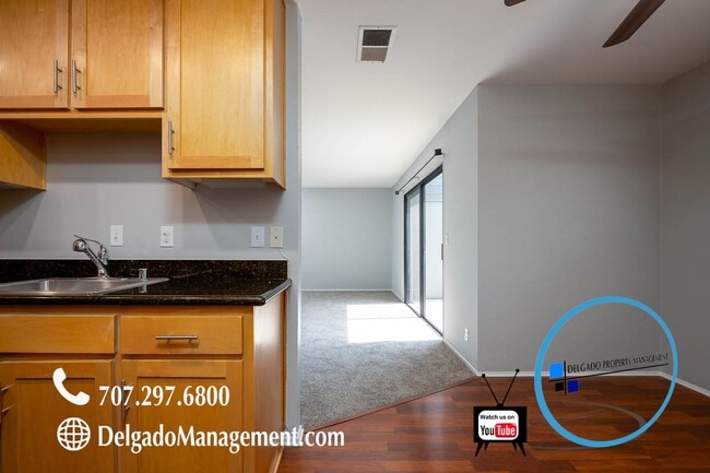 Building Photo - Benicia Beautiful 2 Bed Cambridge Ct Condo