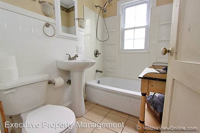 Building Photo - 401 Albert St