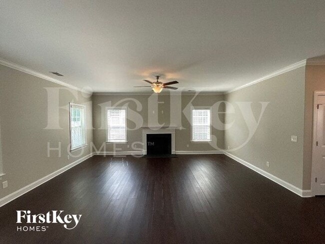 Building Photo - 558 Dorchester St