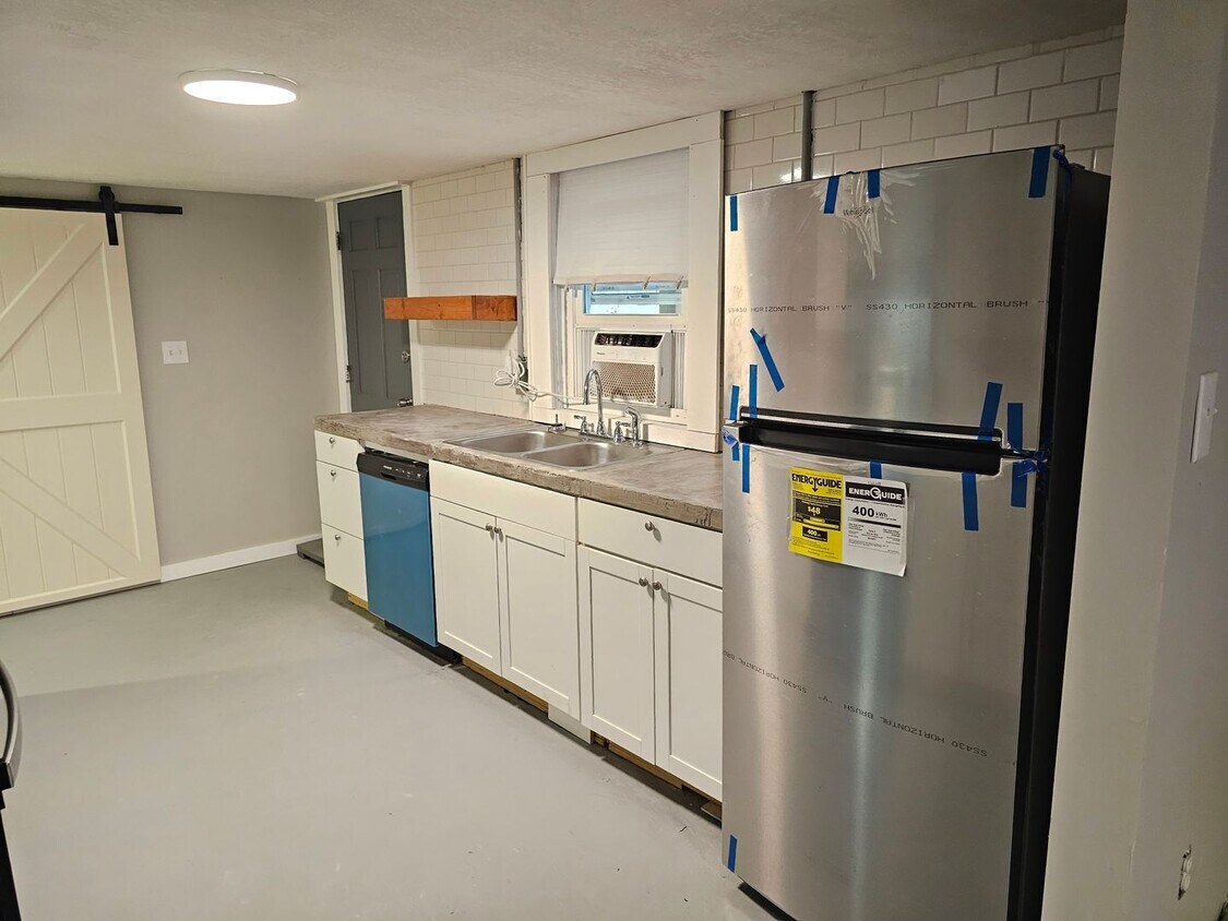Foto principal - 1105 Crossland Ave