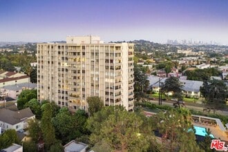 Building Photo - 4411 Los Feliz Blvd
