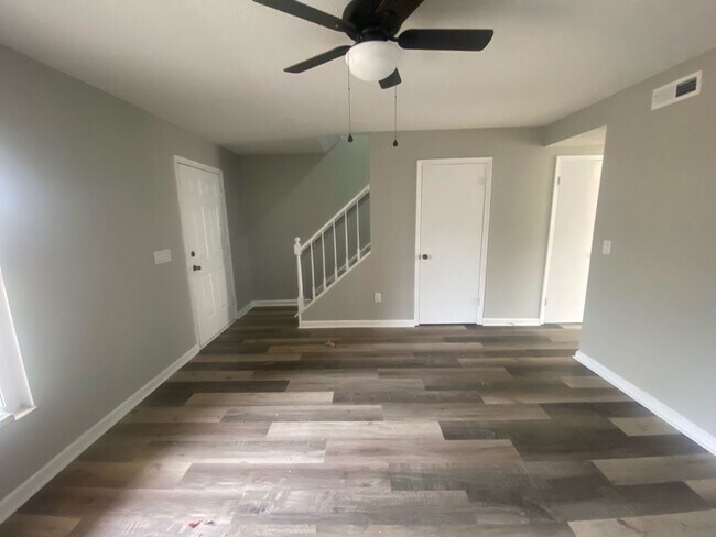 Foto del edificio - 940-802 Glenn Street, West Columbia, SC 29169