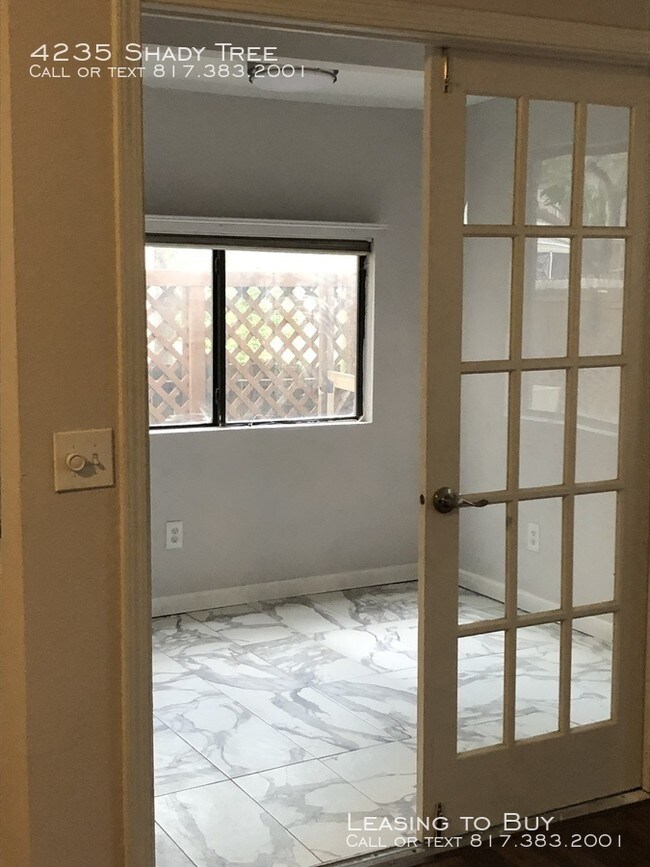 Foto del edificio - Stop Renting and Start Owning!!