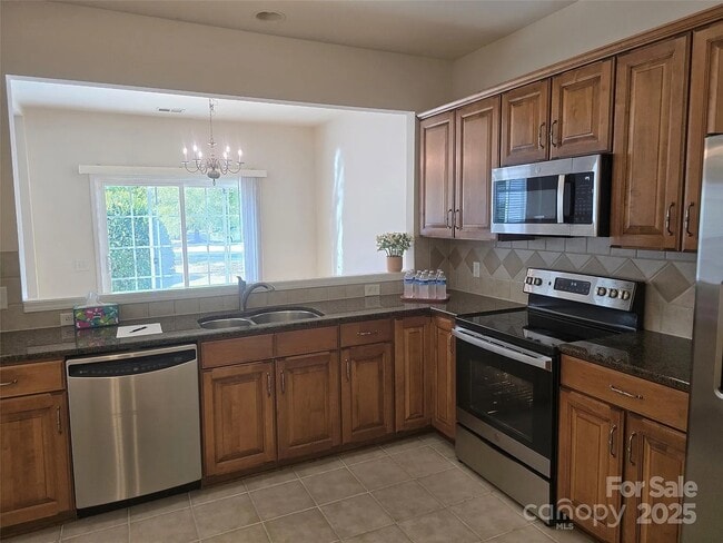 Building Photo - 9908 Fallon Trace Ave