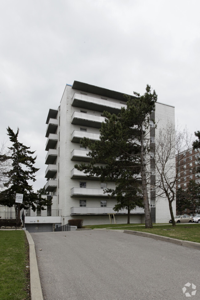 Building Photo - 707-711 Finch Ave W