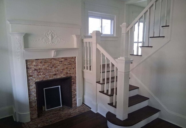 Foto del edificio - 251 N Main St