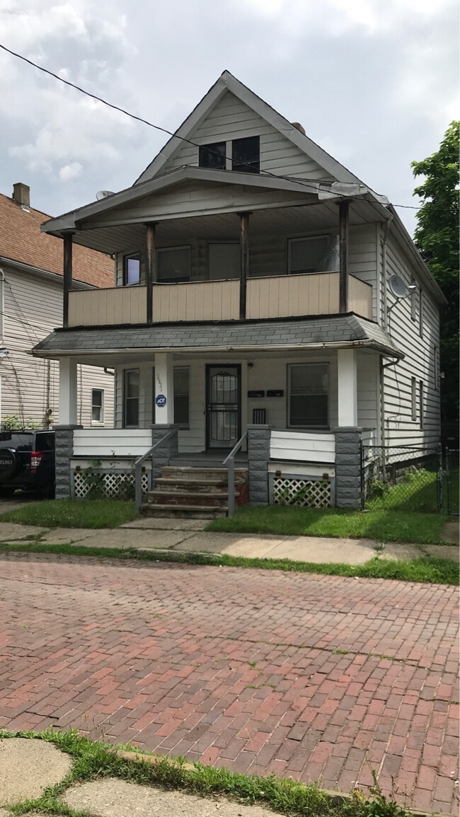 Building Photo - 2971 E 66th St
