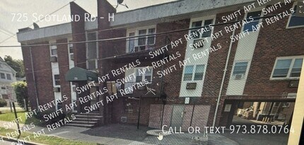 Building Photo - 725 Scotland Rd