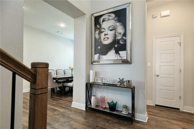 Foto del edificio - 229 Bonnet Blvd