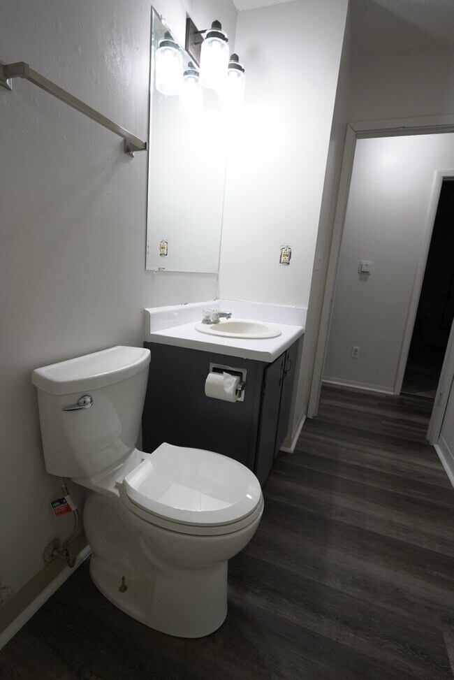 Foto del edificio - 1306 E 29th St