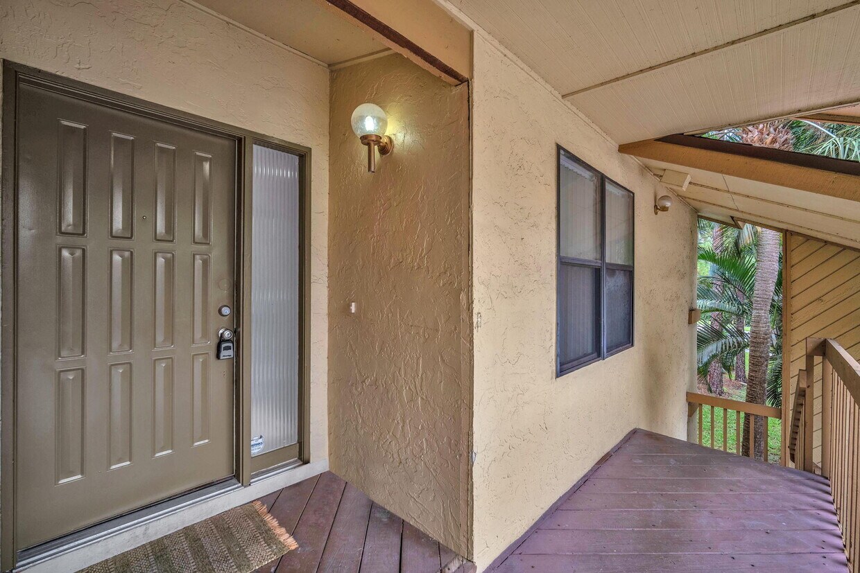 Primary Photo - 12970 Dartford Trail