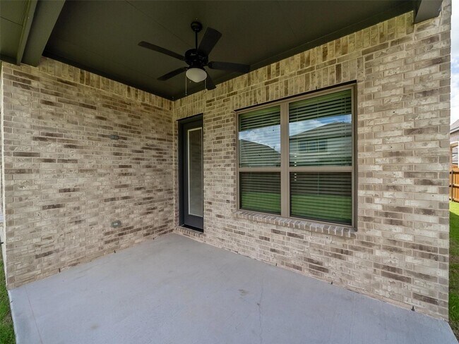 Building Photo - 3049 Elmwood Street