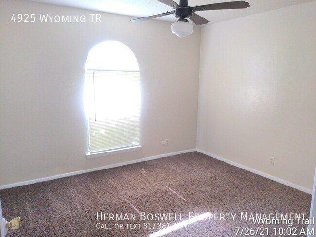 Foto del edificio - 4925 Wyoming Trail