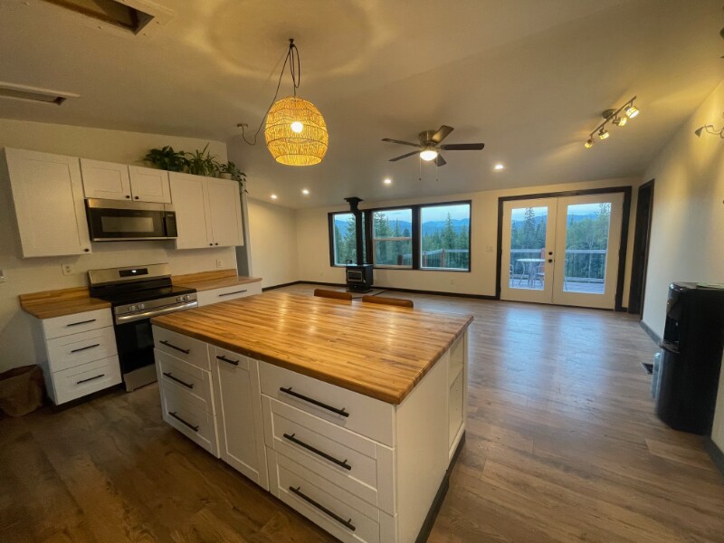 Foto principal - 194 Bergamot Dr
