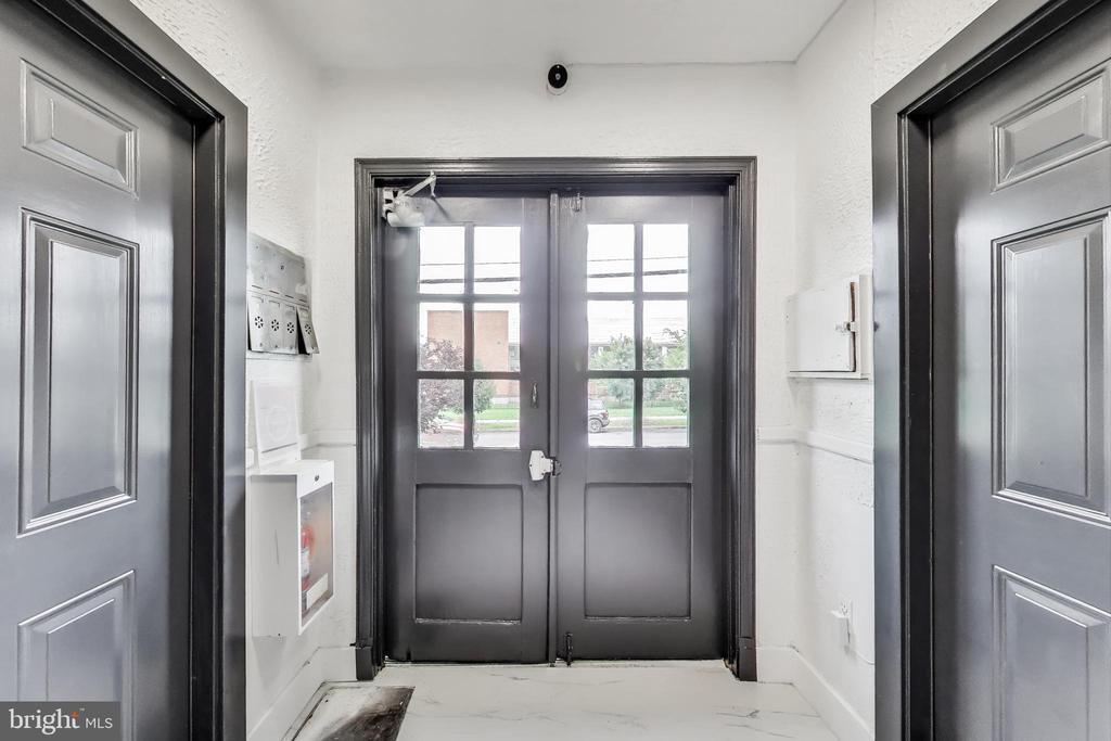 Foto principal - 3918 10th St NE