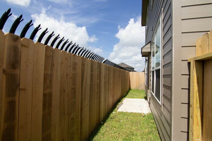 Foto del edificio - 16907 Lacey Bell Ln