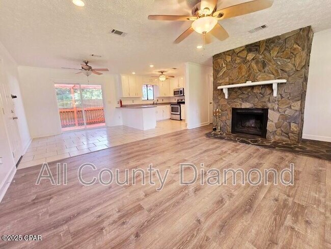 Foto del edificio - 1119 Wyoming Ave