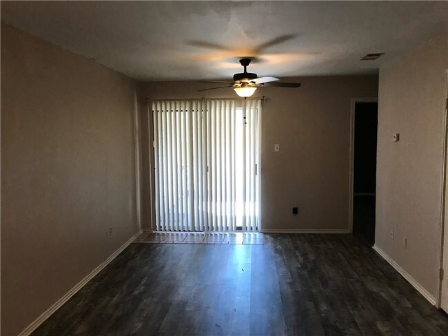 Building Photo - 7122 Premont Dr
