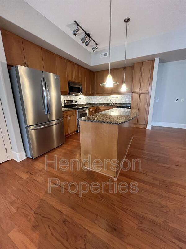 Foto del edificio - 4620 Piedmont Row Dr