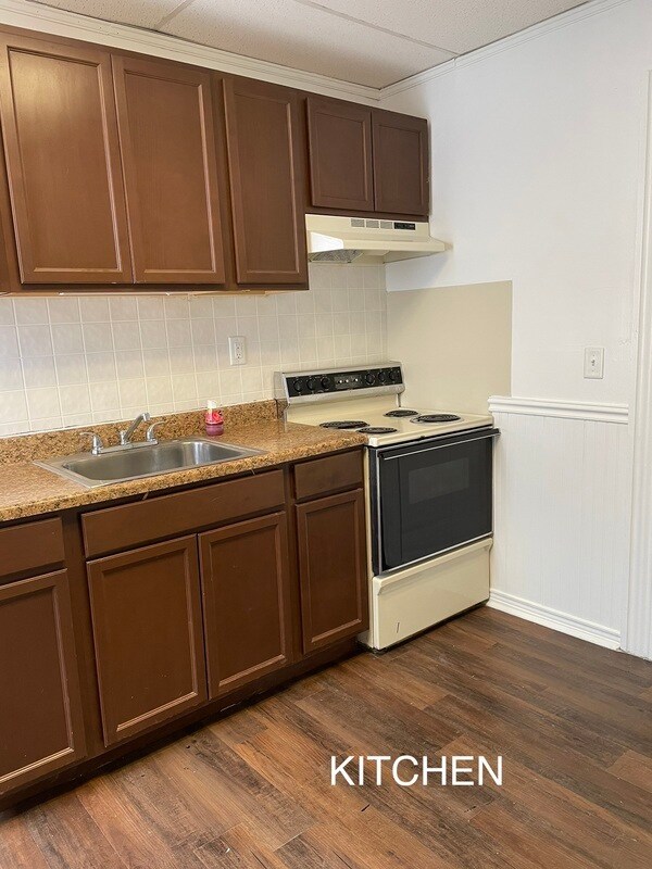 Foto del edificio - 603 E 5th St