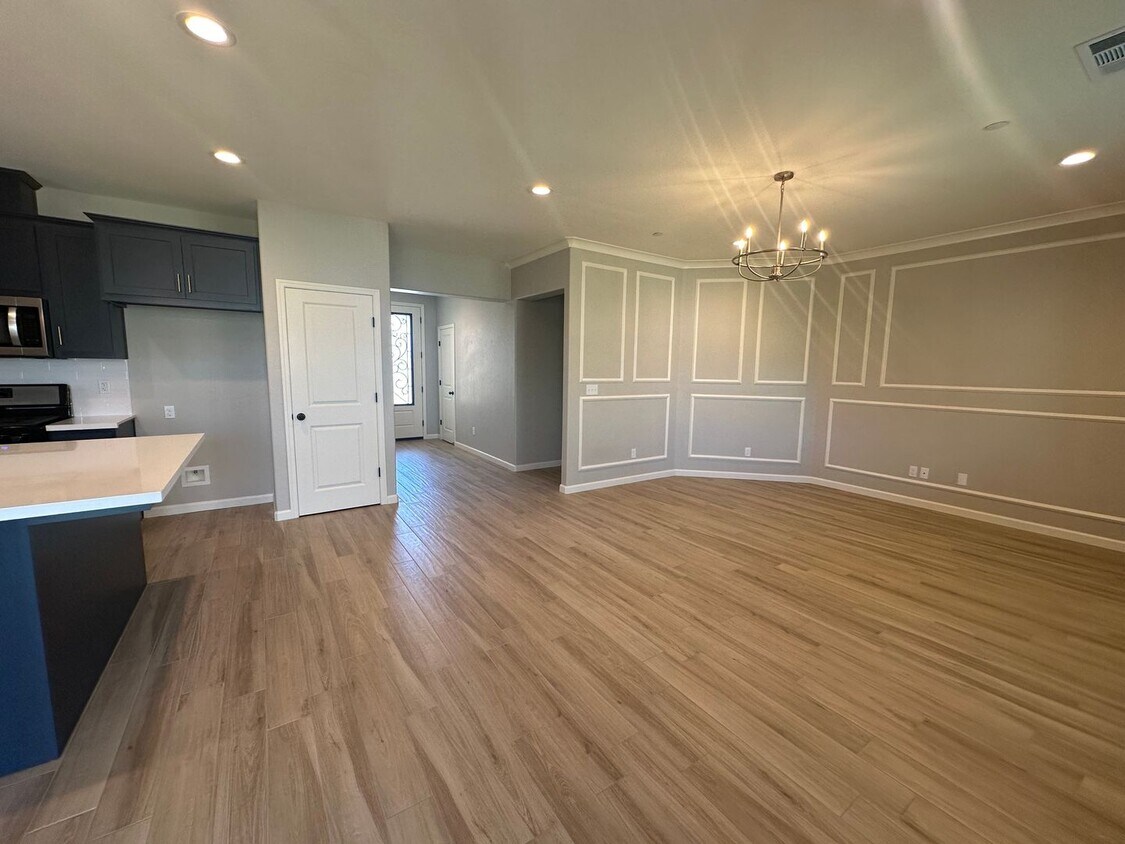 2824 S Irma St, Visalia, CA 93292 House Rental in Visalia, CA