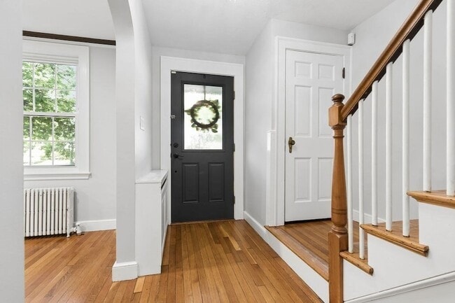 Building Photo - 36 Risley Rd