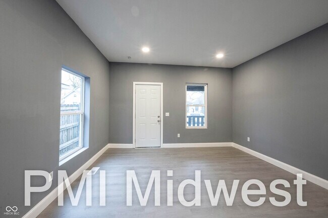 Building Photo - 117 N Colorado Ave