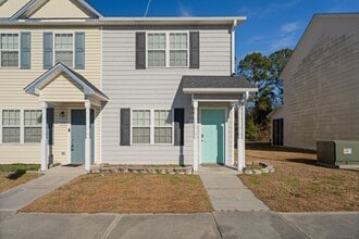 Building Photo - 2000 Grandeur Ave