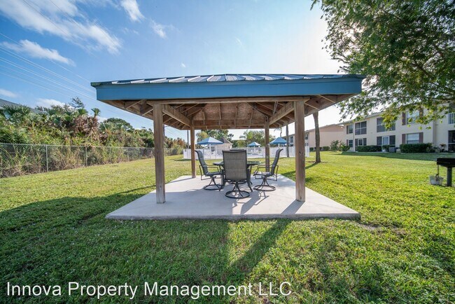 Building Photo - 2 br, 2 bath House - 1100 Pondella Rd #1002