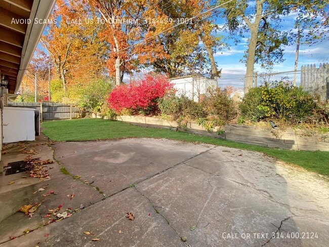 Building Photo - 1007 Coffey Ct