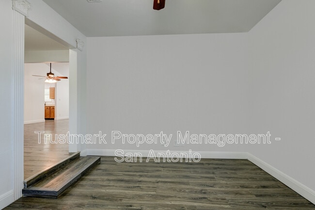 Building Photo - 514 Freiling