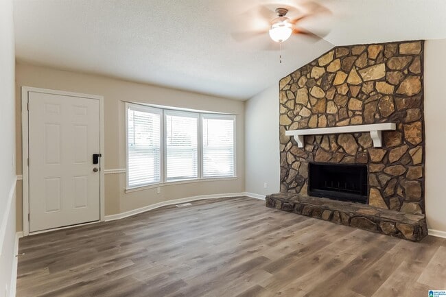Building Photo - 6599 Womack Rd