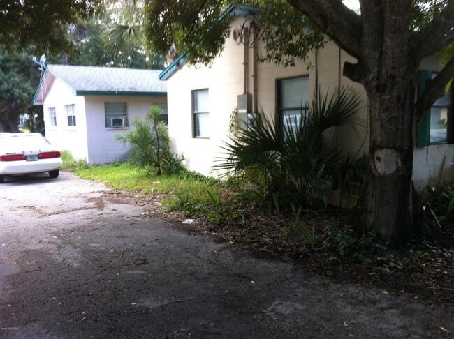 Foto del edificio - 85-89 NW Irwin Ave