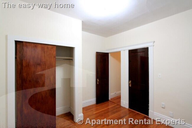 Foto del edificio - 31 Park Dr