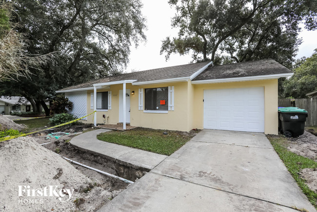 Building Photo - 3302 Sassafras Ct