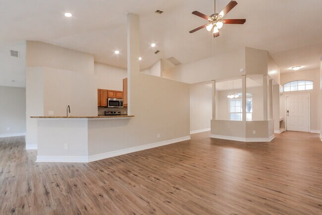 Foto del edificio - 2082 Petit Ct