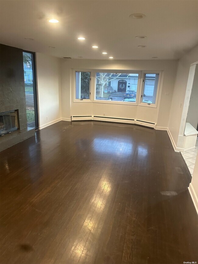 Foto del edificio - 781 Sherwood St