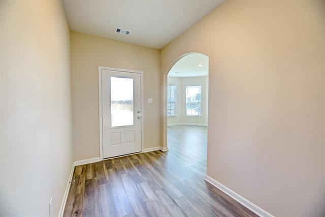 Foto del edificio - 1717 Cotton Blossom Ln