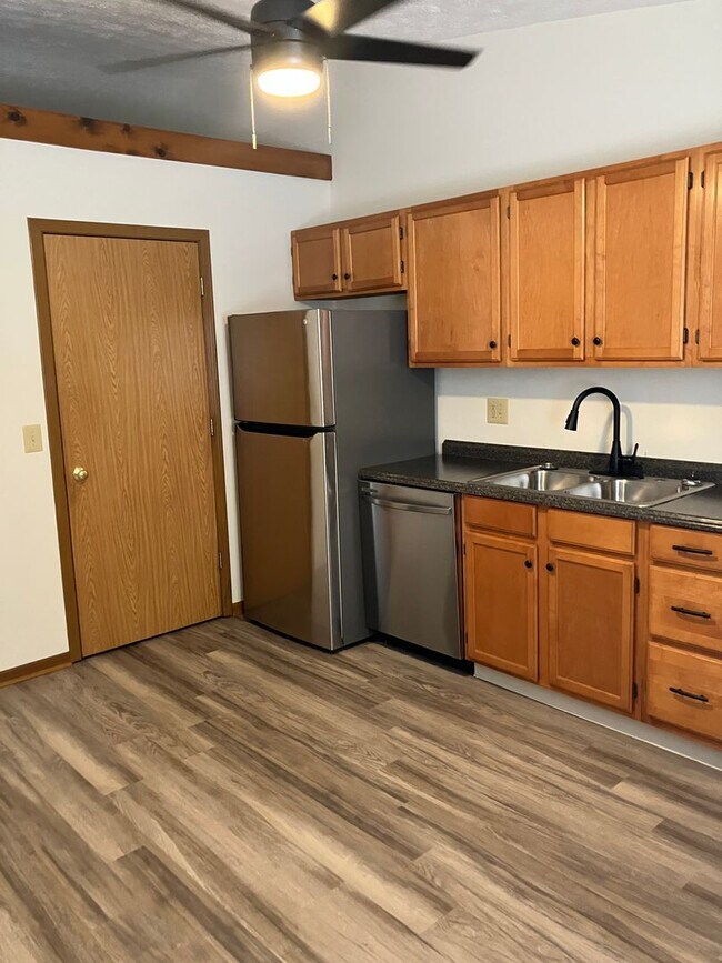 Foto del edificio - Ranch Style - Remodeled 2 Bedroom, 1 Bath ...