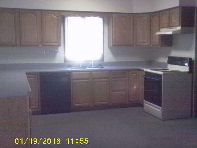 Kitchen - 5401 Telegraph Rd