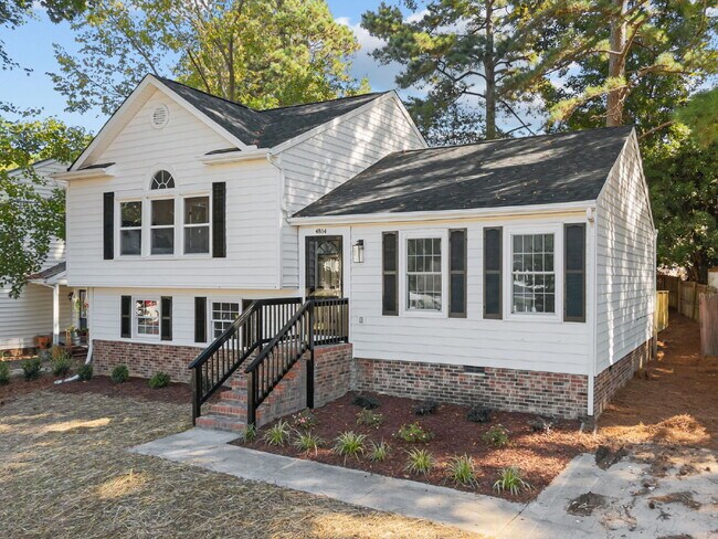 Building Photo - Charming 3-Bed Home with Granite Touches & Finished Basement in Raleigh!