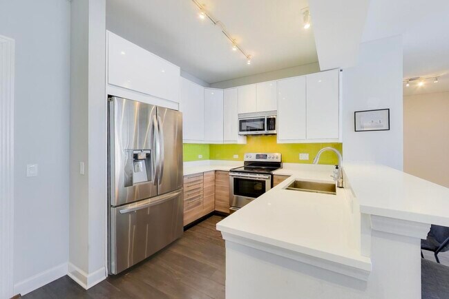 Foto del edificio - 1629 S Prairie Ave