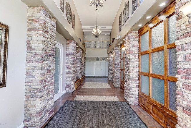 Building Photo - 5450 E Deer Valley Dr
