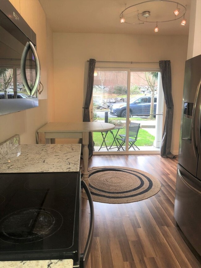 Foto del edificio - 2bd/2.5ba Duvall House